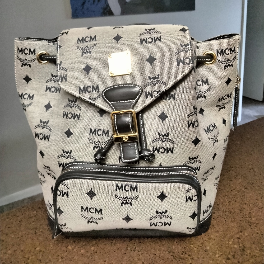 🖤🩶Mcm🩶🖤 back pack